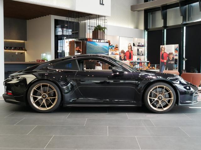 911 911GT3 軽量カーボンルーフ クロノパッケージ(3枚目)