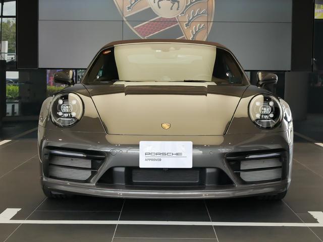 911 911 カレラS カブリオレ PCCB スポーツ デザイン パッケージ(2枚目)