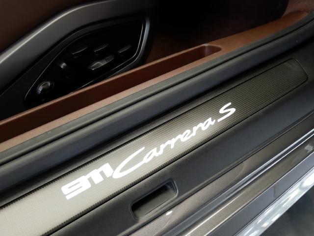 911 911 カレラS カブリオレ PCCB スポーツ デザイン パッケージ(13枚目)