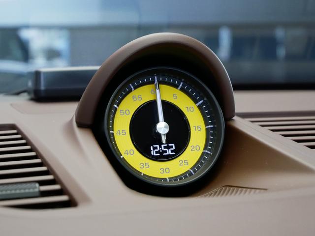 911 911 カレラS カブリオレ PCCB スポーツ デザイン パッケージ(14枚目)