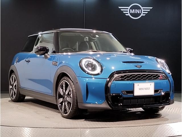 ＭＩＮＩ クーパーＳ　クラシック・トリム　純正ＨＤＤナビ　走行３３００ｋｍ　駐車支援　純正１８インチアルミホイール　衝突軽減ブレーキ　バックカメラ　前後ＰＤＣ　デジタルメーター　ミラーＥＴＣ　ＬＥＤヘッドライト　ドライビングモード（76枚目）