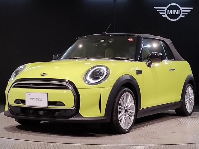 ＭＩＮＩ クーパー　コンバーチブル　クラシック・トリム　走行６００ｋｍ　１オーナー　シートヒーター　　アップルカープレイ　クルーズコントロール　リアＰＤＣ　バックカメラ　ドライビングモード　ＬＥＤヘッドライト　スマートキー　電動オープン　１７インチホイール（14枚目）