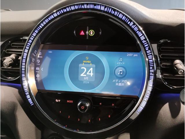 ＭＩＮＩ ジョンクーパーワークス　ジョンクーパーワークストリム　プレミアムプラスライン・ＡｐｐｌｅＣａｒｐｌａｙ・バックカメラ・ＰＤＣ・シートヒーター　アクティブクルーズコントロール・インテリジェントセーフティ・純正１８ＡＷ・コンフォートアクセス（63枚目）
