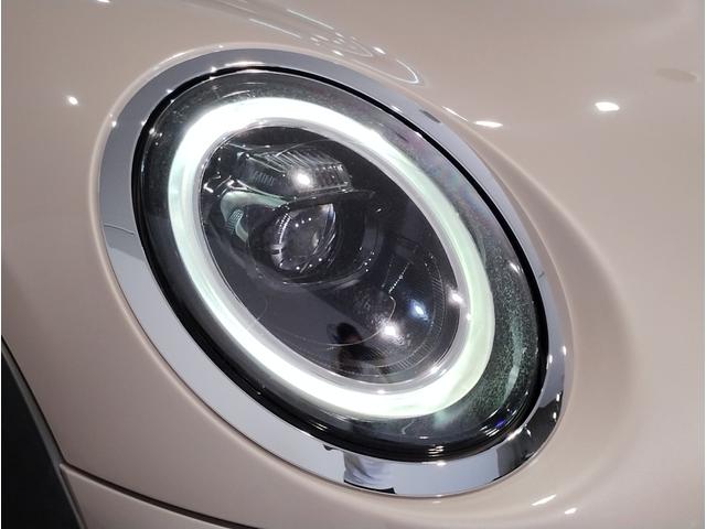 ＭＩＮＩ クーパー　クラシック・トリム　バックカメラ　デジタルメーター　シートヒーター　アップルカープレイ　ＬＥＤヘッドライト　コンフォートアクセス　１６インチアルミ　前後ＰＤＣセンサー　ユニオンジャックテールランプ　クルーズコントロール（26枚目）