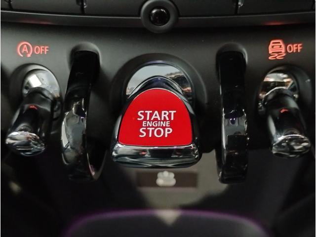 ＭＩＮＩ クーパーＳプレミアムプラスパックエッセンシャルトリム　ヘッドアップディスプレイ　ＬＥＤヘッドライト　アップルカープレイ　バックカメラ　ＰＤＣセンサー　シートヒーター　１７インチＡＷ　コンフォートアクセス　ミラーＥＴＣ（34枚目）