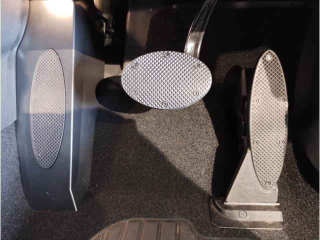 ＭＩＮＩ クーパーＳプレミアムプラスパックエッセンシャルトリム　ヘッドアップディスプレイ　ＬＥＤヘッドライト　アップルカープレイ　バックカメラ　ＰＤＣセンサー　シートヒーター　１７インチＡＷ　コンフォートアクセス　ミラーＥＴＣ（62枚目）