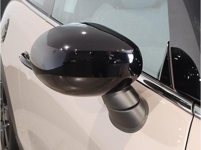 ＭＩＮＩ クーパーＳプレミアムプラスパックエッセンシャルトリム　ヘッドアップディスプレイ　ＬＥＤヘッドライト　アップルカープレイ　バックカメラ　ＰＤＣセンサー　シートヒーター　１７インチＡＷ　コンフォートアクセス　ミラーＥＴＣ（76枚目）