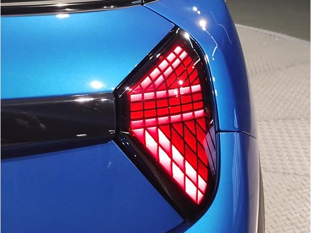 ＭＩＮＩ クーパーＣ　クラシック・トリム　弊社デモレンタ　クラシックトリム　ステアリングヒーター　シートヒーター　純正ＨＤＤナビ　ヘッドアップディスプレイ　バックカメラ　ハーフレザーシート　アクティブクルーズコントロール　障害物センサー（27枚目）