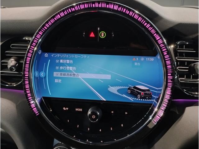 MINI ジョンクーパーワークス ジョンクーパーワークストリム JCWトリム・18インチホイール・ピアノブラックエクステリア・JCWスポーツシート・アップルカープレイ・ヘッドアップディスプレイ・衝突軽減ブレーキ・パーキングアシスト・バックカメラ・ドライビングモード(27枚目)