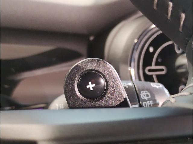 MINI ジョンクーパーワークス ジョンクーパーワークストリム JCWトリム・18インチホイール・ピアノブラックエクステリア・JCWスポーツシート・アップルカープレイ・ヘッドアップディスプレイ・衝突軽減ブレーキ・パーキングアシスト・バックカメラ・ドライビングモード(65枚目)