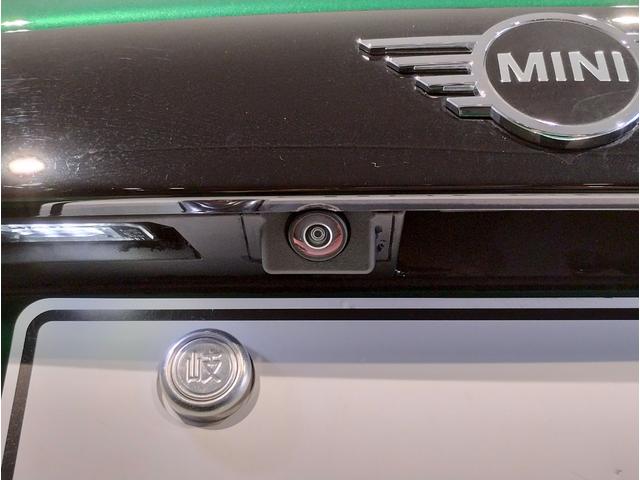 MINI クーパーDプレミアムプラスパッケージクラシックトリム ワンオーナー レザレットシート シートヒーター アクティブクルーズコントロール アップルカープレイ コンフォートアクセス 純正16インチAW シートヒーター ミラーETC LEDライト バックカメラ(21枚目)