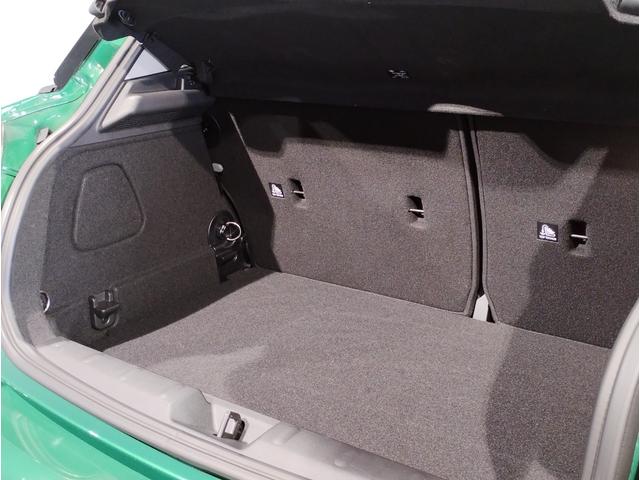 MINI クーパーDプレミアムプラスパッケージクラシックトリム ワンオーナー レザレットシート シートヒーター アクティブクルーズコントロール アップルカープレイ コンフォートアクセス 純正16インチAW シートヒーター ミラーETC LEDライト バックカメラ(24枚目)