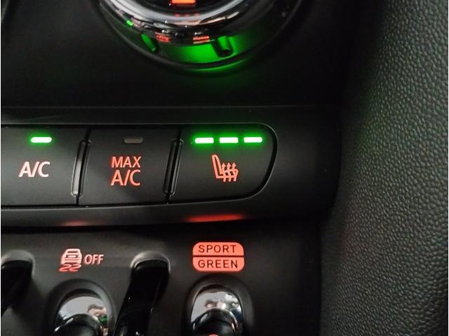 MINI クーパーDプレミアムプラスパッケージクラシックトリム ワンオーナー レザレットシート シートヒーター アクティブクルーズコントロール アップルカープレイ コンフォートアクセス 純正16インチAW シートヒーター ミラーETC LEDライト バックカメラ(46枚目)