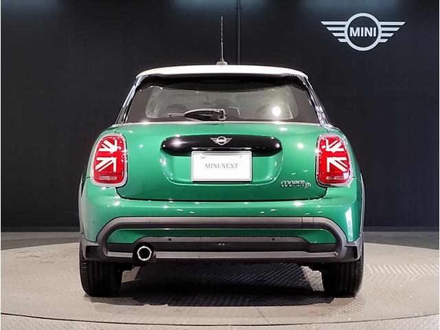 MINI クーパーDプレミアムプラスパッケージクラシックトリム ワンオーナー レザレットシート シートヒーター アクティブクルーズコントロール アップルカープレイ コンフォートアクセス 純正16インチAW シートヒーター ミラーETC LEDライト バックカメラ(68枚目)