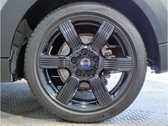 ＭＩＮＩ クーパーＤ　ブリック・レーン・エディション　限定車　クラシックトリム　純正ナビ　１７インチＡＷ　ブラックレザーシート　シートヒーター　バックカメラ　ＰＤＣセンサー　コンフォートアクセス　ミラーＥＴＣ　ＬＥＤヘッドライト（24枚目）