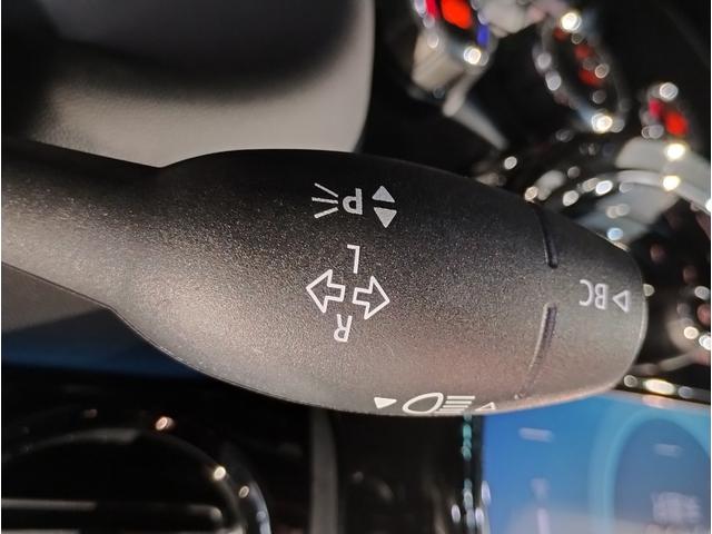 ＭＩＮＩ クーパーＤ　ブリック・レーン・エディション　限定車　クラシックトリム　純正ナビ　１７インチＡＷ　ブラックレザーシート　シートヒーター　バックカメラ　ＰＤＣセンサー　コンフォートアクセス　ミラーＥＴＣ　ＬＥＤヘッドライト（61枚目）