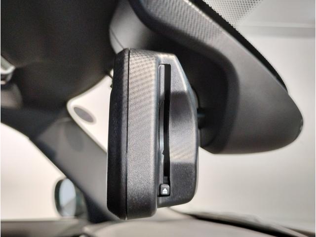 ＭＩＮＩ クーパーＤ　ブリック・レーン・エディション　限定車　クラシックトリム　純正ナビ　１７インチＡＷ　ブラックレザーシート　シートヒーター　バックカメラ　ＰＤＣセンサー　コンフォートアクセス　ミラーＥＴＣ　ＬＥＤヘッドライト（68枚目）