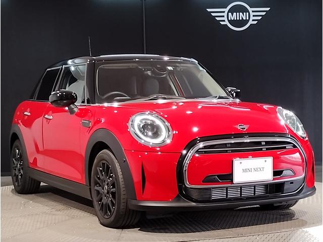 MINI クーパーD クラシック・トリム ワンオーナー AppleCarplay シートヒーター バックカメラ コンフォートアクセス LEDヘッドライト ユニオンジャックテールランプ クラシックトリム 純正16インチアルミホイール(12枚目)