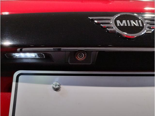 MINI クーパーD クラシック・トリム ワンオーナー AppleCarplay シートヒーター バックカメラ コンフォートアクセス LEDヘッドライト ユニオンジャックテールランプ クラシックトリム 純正16インチアルミホイール(23枚目)