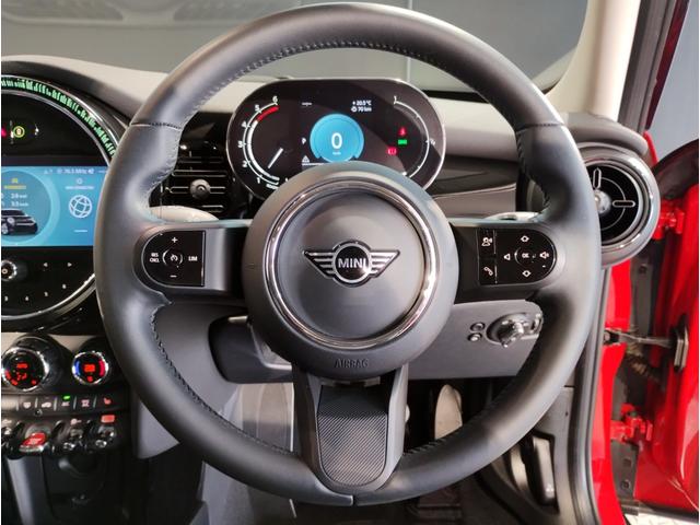 MINI クーパーD クラシック・トリム ワンオーナー AppleCarplay シートヒーター バックカメラ コンフォートアクセス LEDヘッドライト ユニオンジャックテールランプ クラシックトリム 純正16インチアルミホイール(36枚目)