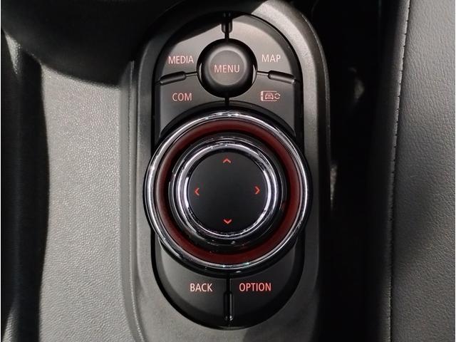 MINI クーパーD クラシック・トリム ワンオーナー AppleCarplay シートヒーター バックカメラ コンフォートアクセス LEDヘッドライト ユニオンジャックテールランプ クラシックトリム 純正16インチアルミホイール(42枚目)