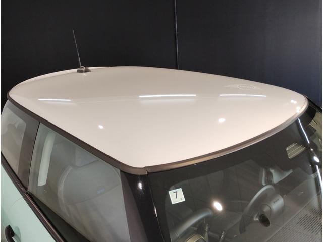 MINI クーパーS クラシック・トリム デモカー 18インチAW ホワイトルーフ クラシックトリム LEDヘッドライト コンフォートアクセス ミラーETC 全周囲カメラ LEDヘッドライト ヘッドアップディスプレイ(40枚目)