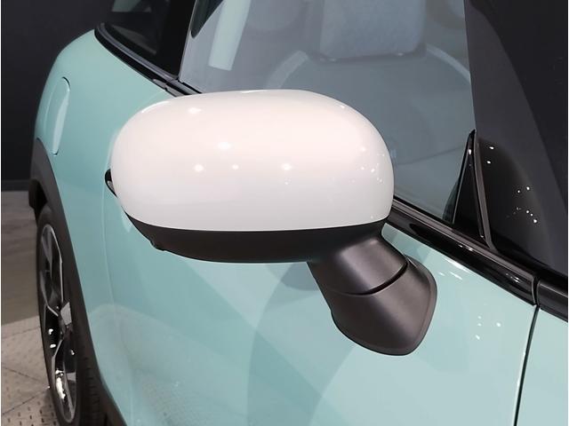 MINI クーパーS クラシック・トリム デモカー 18インチAW ホワイトルーフ クラシックトリム LEDヘッドライト コンフォートアクセス ミラーETC 全周囲カメラ LEDヘッドライト ヘッドアップディスプレイ(45枚目)