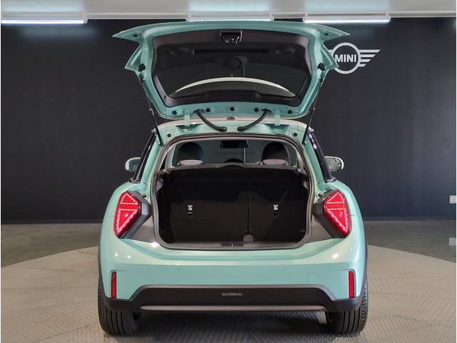 MINI クーパーS クラシック・トリム デモカー 18インチAW ホワイトルーフ クラシックトリム LEDヘッドライト コンフォートアクセス ミラーETC 全周囲カメラ LEDヘッドライト ヘッドアップディスプレイ(52枚目)