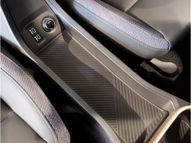 MINI クーパーS クラシック・トリム デモカー 18インチAW ホワイトルーフ クラシックトリム LEDヘッドライト コンフォートアクセス ミラーETC 全周囲カメラ LEDヘッドライト ヘッドアップディスプレイ(62枚目)