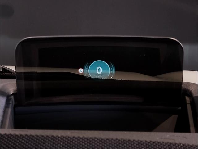 MINI クーパーC クラシック・トリム クラシックトリム ヘッドアップディスプレイ ブラックルーフ シートヒーター ドライビングアシストプラス コンフォートアクセス LEDヘッドライト バックカメラ PDCセンサー インテリジェントセーフテ(39枚目)