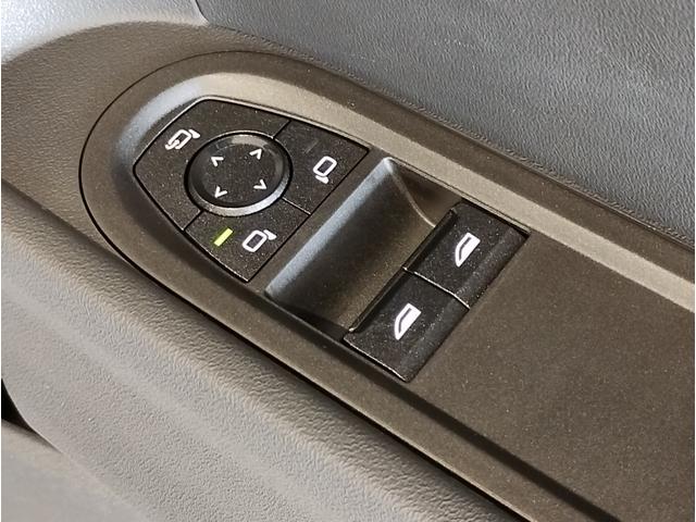 MINI クーパーC クラシック・トリム クラシックトリム ヘッドアップディスプレイ ブラックルーフ シートヒーター ドライビングアシストプラス コンフォートアクセス LEDヘッドライト バックカメラ PDCセンサー インテリジェントセーフテ(55枚目)