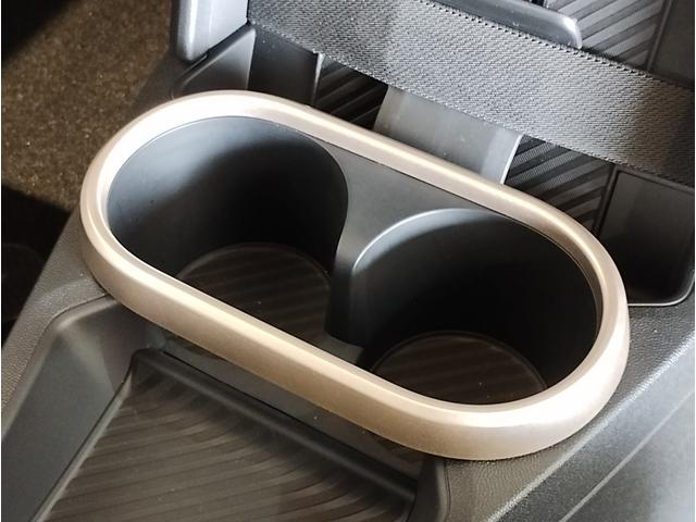 MINI クーパーC クラシック・トリム クラシックトリム ヘッドアップディスプレイ ブラックルーフ シートヒーター ドライビングアシストプラス コンフォートアクセス LEDヘッドライト バックカメラ PDCセンサー インテリジェントセーフテ(57枚目)