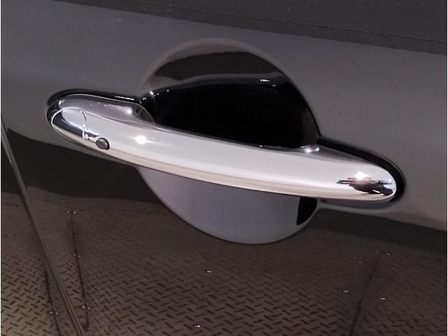 ＭＩＮＩ クーパー　クラシック・トリム　ワンオーナークラシックトリムＡｐｐｌｅＣａｒｐｌａｙ　バックカメラ　ＬＥＤライト　純正１６インチアルミホイール　プレミアムプラス　同色ルーフ　　ヘッドアップディスプレイ　シートヒーター　ワイヤレス充電（15枚目）