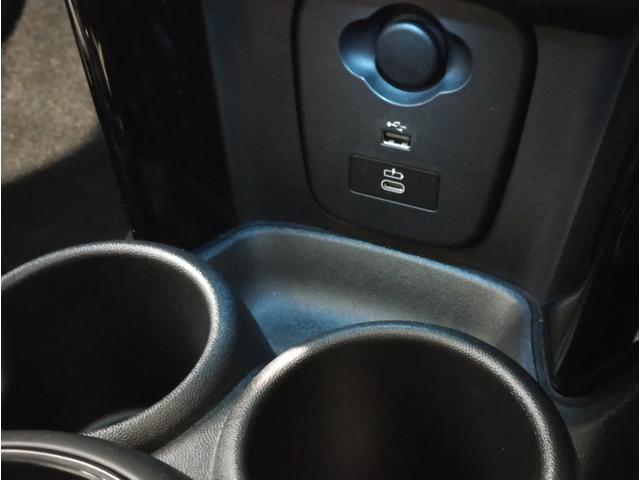 ＭＩＮＩ クーパー　クラシック・トリム　ワンオーナークラシックトリムＡｐｐｌｅＣａｒｐｌａｙ　バックカメラ　ＬＥＤライト　純正１６インチアルミホイール　プレミアムプラス　同色ルーフ　　ヘッドアップディスプレイ　シートヒーター　ワイヤレス充電（41枚目）