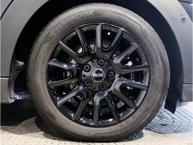 ＭＩＮＩ クーパー　クラシック・トリム　ワンオーナークラシックトリムＡｐｐｌｅＣａｒｐｌａｙ　バックカメラ　ＬＥＤライト　純正１６インチアルミホイール　プレミアムプラス　同色ルーフ　　ヘッドアップディスプレイ　シートヒーター　ワイヤレス充電（74枚目）