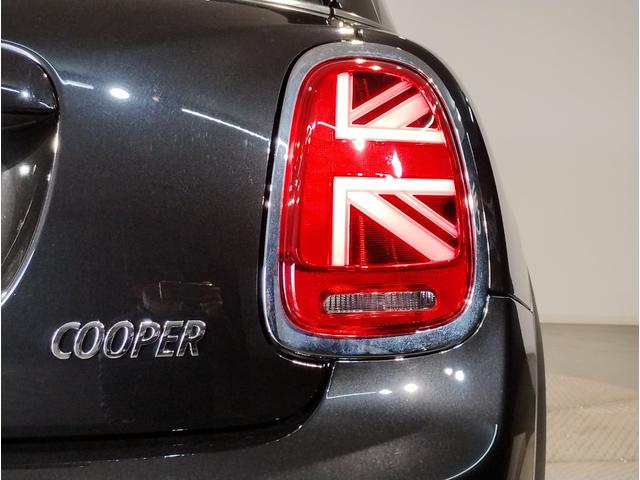 ＭＩＮＩ クーパー　クラシック・トリム　ワンオーナークラシックトリムＡｐｐｌｅＣａｒｐｌａｙ　バックカメラ　ＬＥＤライト　純正１６インチアルミホイール　プレミアムプラス　同色ルーフ　　ヘッドアップディスプレイ　シートヒーター　ワイヤレス充電（78枚目）