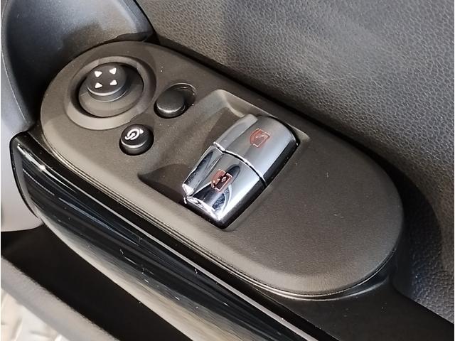 MINI ジョンクーパーワークス ジョンクーパーワークストリム デジタルパッケージ JCWトリム シートヒーター ドライビングアシストプラス ヘッドアップディスプレイ 18インチAW LEDヘッドライト ミラーETC コンフォートアクセス(45枚目)