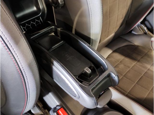 MINI ジョンクーパーワークス ジョンクーパーワークストリム デジタルパッケージ JCWトリム シートヒーター ドライビングアシストプラス ヘッドアップディスプレイ 18インチAW LEDヘッドライト ミラーETC コンフォートアクセス(49枚目)
