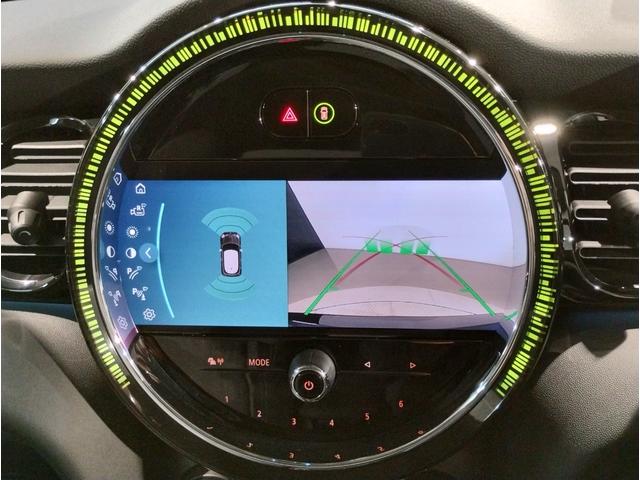 MINI クーパーSプレミアムプラスパッケージクラシックトリム クラシックトリム・アップルカープレイ・バックカメラ・シートヒーター・衝突軽減ブレーキ・ヘッドアップディスプレイ・デジタルメーター・前後PDCセンサー・コンフォートアクセス・ミラー型ETC・F56(17枚目)