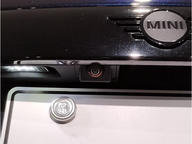 MINI クーパーSプレミアムプラスパッケージクラシックトリム クラシックトリム・アップルカープレイ・バックカメラ・シートヒーター・衝突軽減ブレーキ・ヘッドアップディスプレイ・デジタルメーター・前後PDCセンサー・コンフォートアクセス・ミラー型ETC・F56(35枚目)
