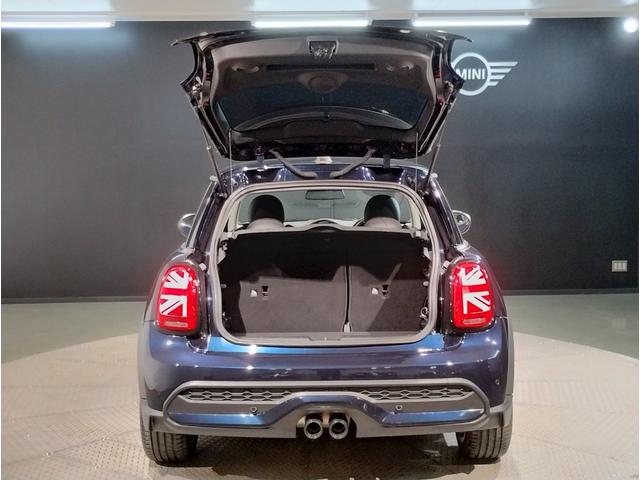 MINI クーパーSプレミアムプラスパッケージクラシックトリム クラシックトリム・アップルカープレイ・バックカメラ・シートヒーター・衝突軽減ブレーキ・ヘッドアップディスプレイ・デジタルメーター・前後PDCセンサー・コンフォートアクセス・ミラー型ETC・F56(37枚目)