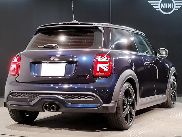 MINI クーパーSプレミアムプラスパッケージクラシックトリム クラシックトリム・アップルカープレイ・バックカメラ・シートヒーター・衝突軽減ブレーキ・ヘッドアップディスプレイ・デジタルメーター・前後PDCセンサー・コンフォートアクセス・ミラー型ETC・F56(71枚目)