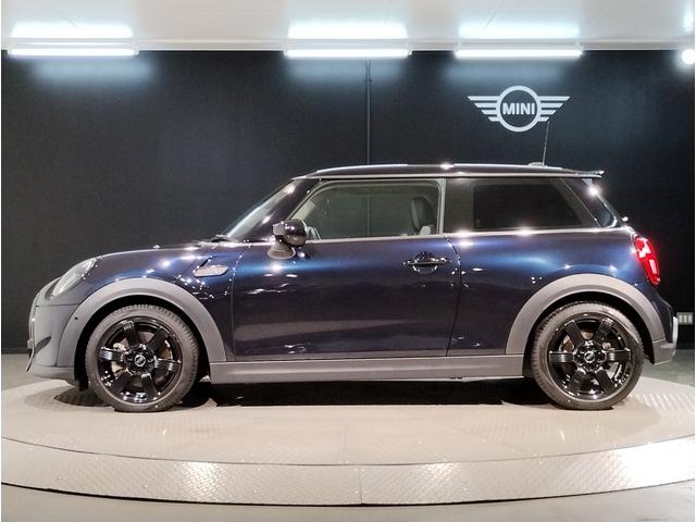 MINI クーパーSプレミアムプラスパッケージクラシックトリム クラシックトリム・アップルカープレイ・バックカメラ・シートヒーター・衝突軽減ブレーキ・ヘッドアップディスプレイ・デジタルメーター・前後PDCセンサー・コンフォートアクセス・ミラー型ETC・F56(79枚目)