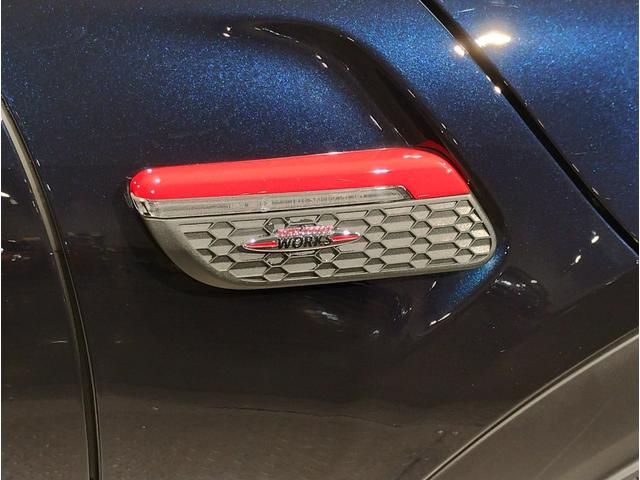 MINI ジョンクーパーワークス ジョンクーパーワークストリム JCWトリム・MINIユアーズレザーシート・18インチアルミ・アップルカープレイ・シートヒーター・バックカメラ・衝突軽減ブレーキ・アクティブクルーズコントロール・PDCセンサー・コンフォートアクセス(27枚目)