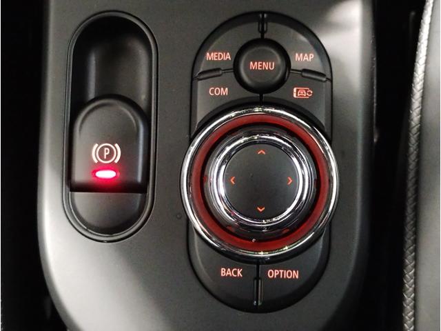 MINI ジョンクーパーワークス ジョンクーパーワークストリム JCWトリム・MINIユアーズレザーシート・18インチアルミ・アップルカープレイ・シートヒーター・バックカメラ・衝突軽減ブレーキ・アクティブクルーズコントロール・PDCセンサー・コンフォートアクセス(52枚目)