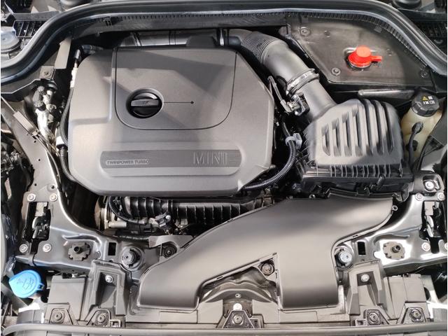 MINI クーパー クラシック・トリム 元レンタ プレミアムプラスPKG ヘッドアップディスプレイ シートヒーター Applecarplay バックカメラ 純正16インチアルミホイール ミラー内蔵ETC ユニオンジャックテールランプ(5枚目)