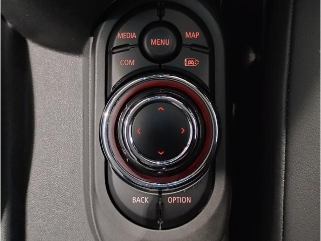 MINI クーパー クラシック・トリム 元レンタ プレミアムプラスPKG ヘッドアップディスプレイ シートヒーター Applecarplay バックカメラ 純正16インチアルミホイール ミラー内蔵ETC ユニオンジャックテールランプ(42枚目)
