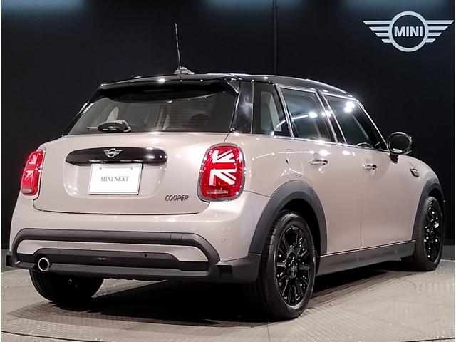 MINI クーパー クラシック・トリム 元レンタ プレミアムプラスPKG ヘッドアップディスプレイ シートヒーター Applecarplay バックカメラ 純正16インチアルミホイール ミラー内蔵ETC ユニオンジャックテールランプ(79枚目)