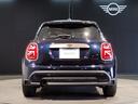 ＭＩＮＩ クーパー　レゾリュート・エディション　弊社元デモカー　特別仕様車　アップルカープレイ　クルーズコントロール　専用ブロンズパーツ　純正１８インチアロイホイール　ＬＥＤヘッドライト　インテリジェントセーフティ　バックカメラ　ミラーＥＴＣ（8枚目）