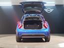 クーパーＣ　クラシック・トリム　弊社デモレンタ　クラシックトリム　ステアリングヒーター　シートヒーター　純正ＨＤＤナビ　ヘッドアップディスプレイ　バックカメラ　ハーフレザーシート　アクティブクルーズコントロール　障害物センサー（16枚目）